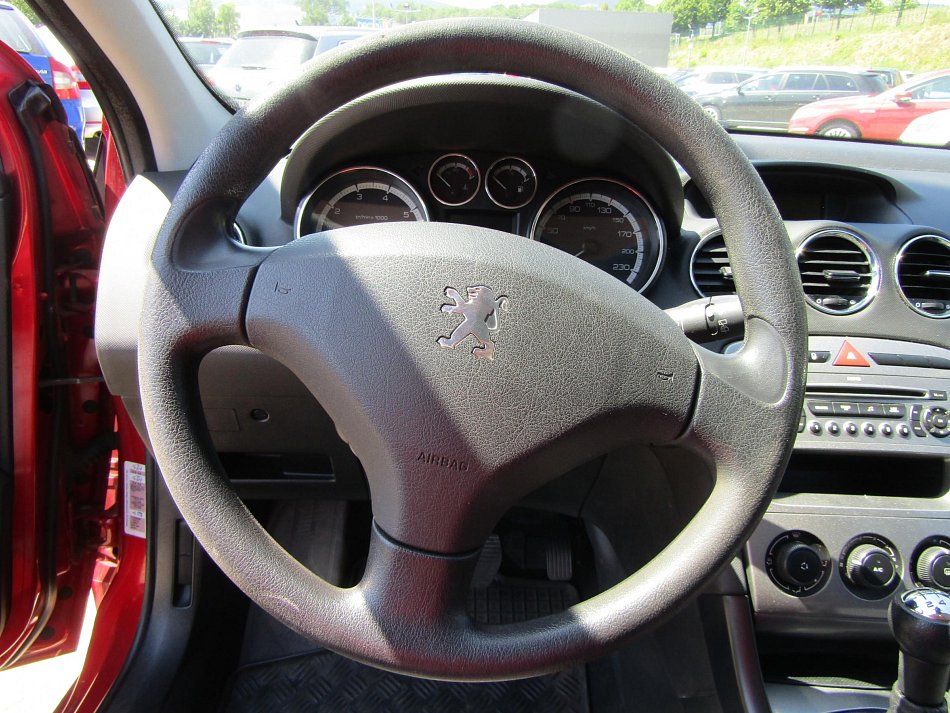 Peugeot 308 1.4i 
