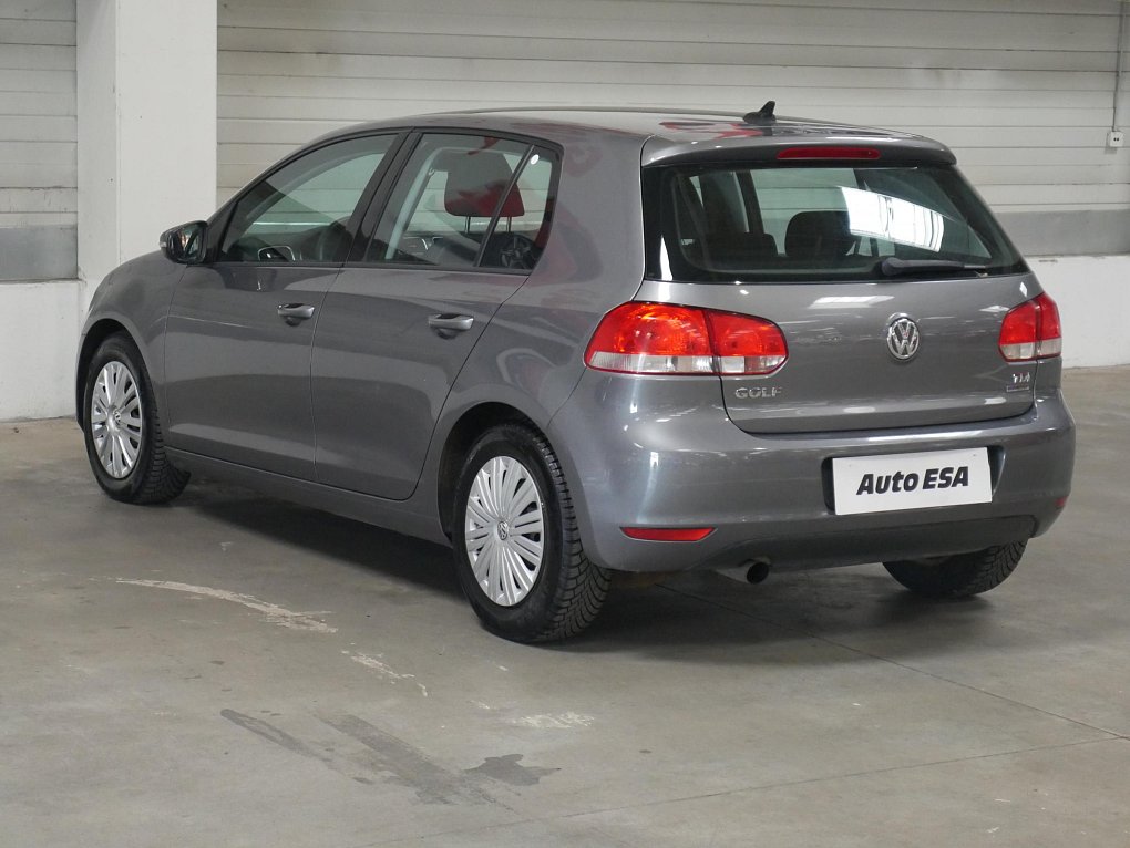 Volkswagen Golf 1.6TDi 