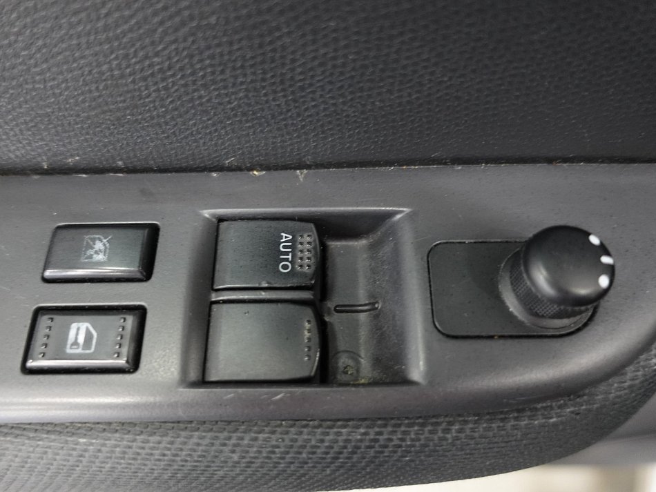 Suzuki Swift 1.3i 