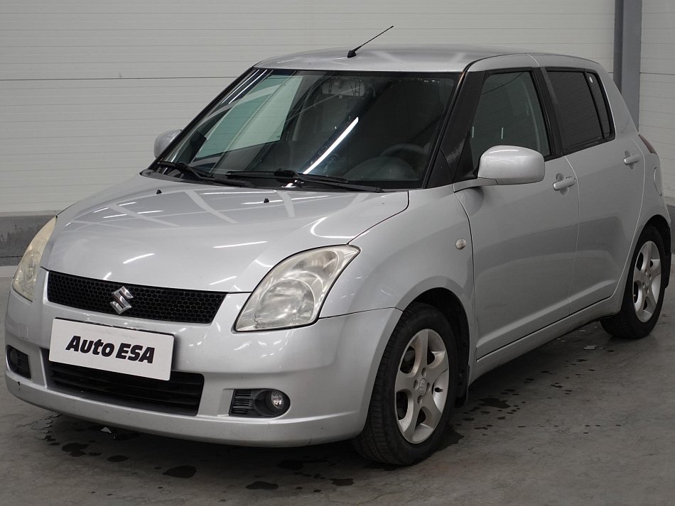 Suzuki Swift 1.3i 