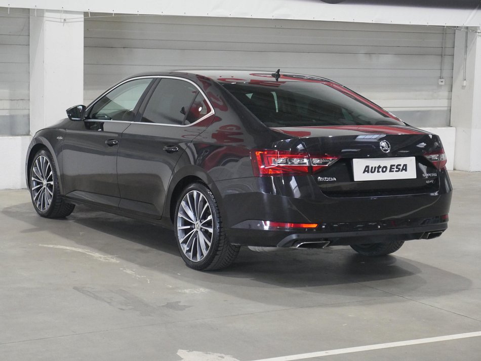 Škoda Superb III 2.0 TSi  4x4