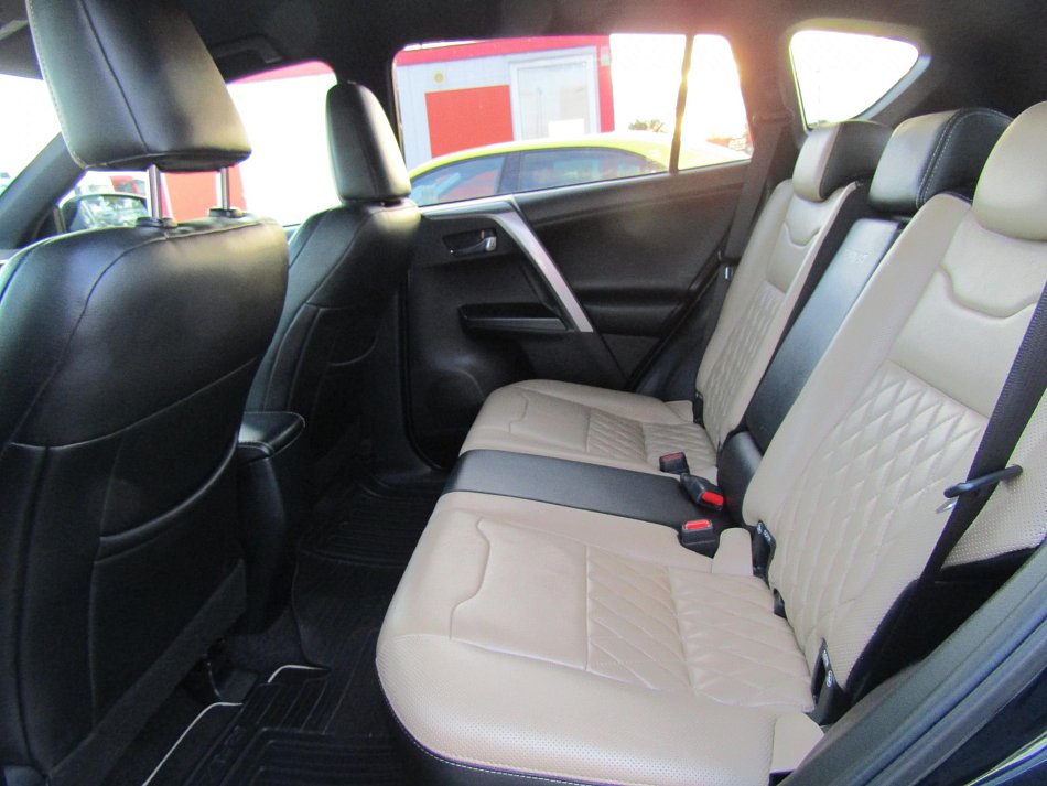 Toyota RAV4 2.0D-4D 