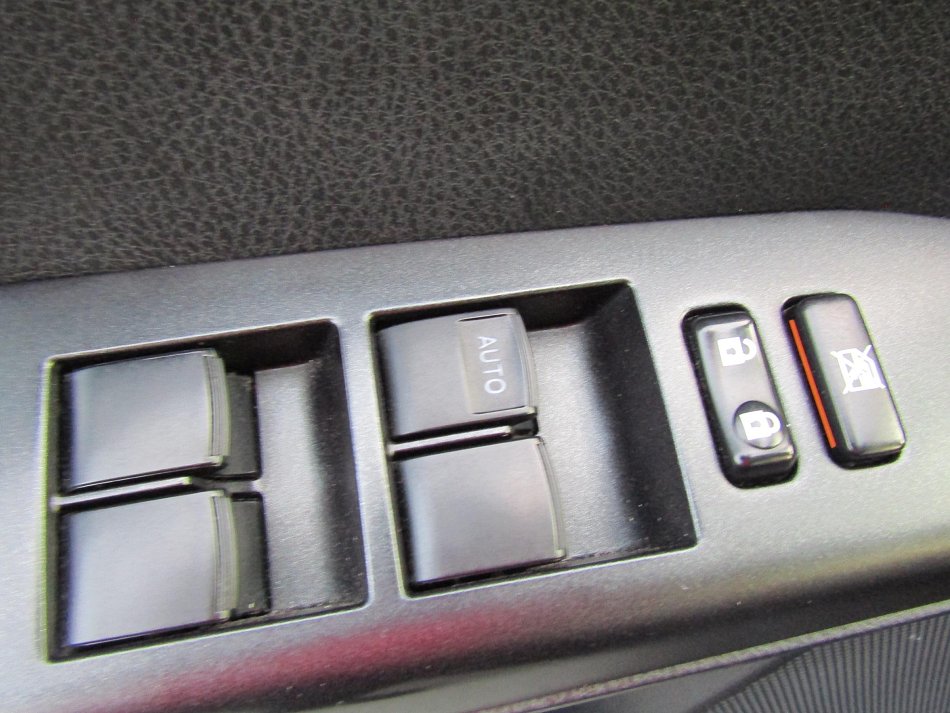 Toyota RAV4 2.0D-4D 