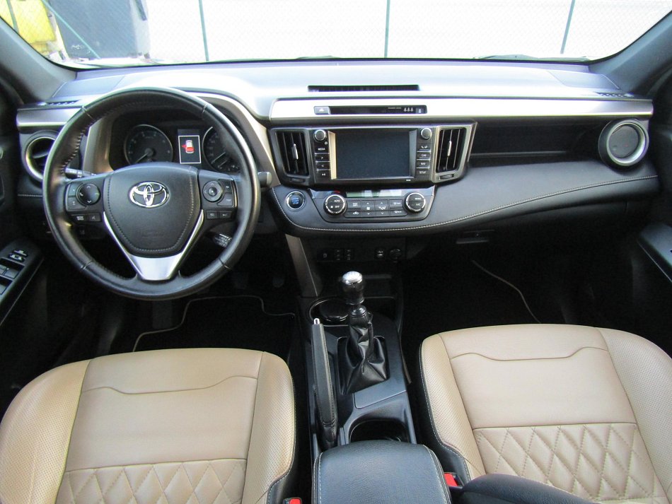 Toyota RAV4 2.0D-4D 