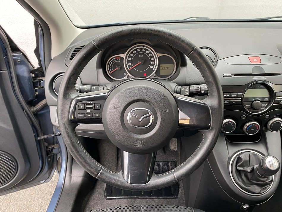 Mazda 2 1.25i 