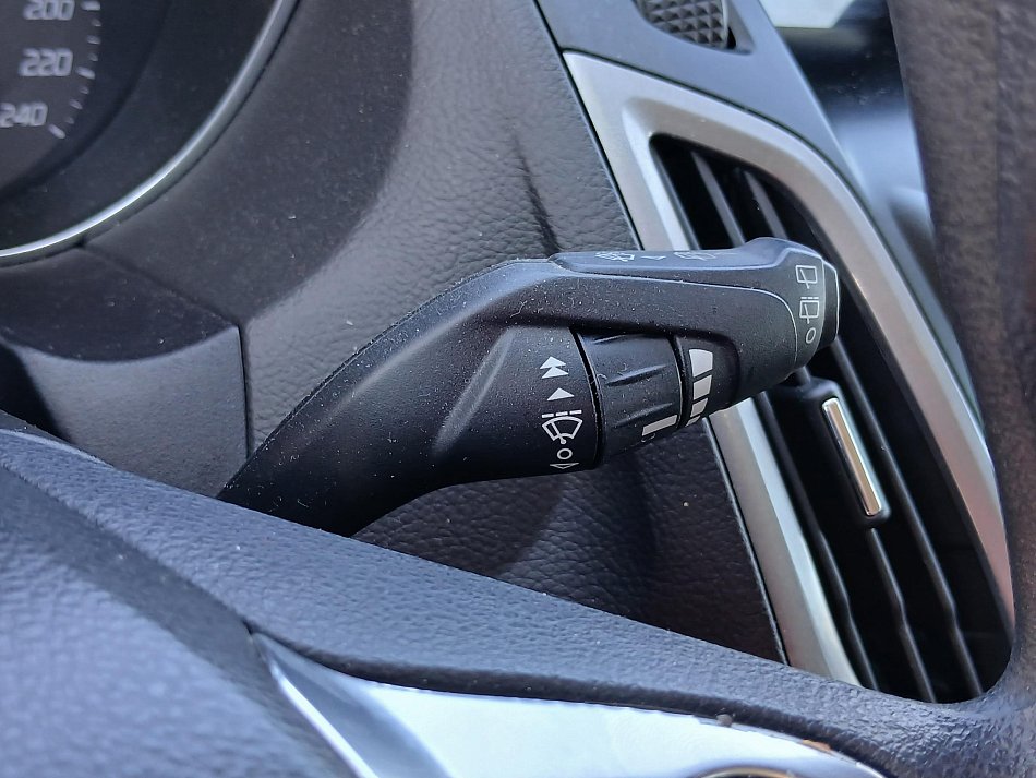 Ford Focus 1.6i 