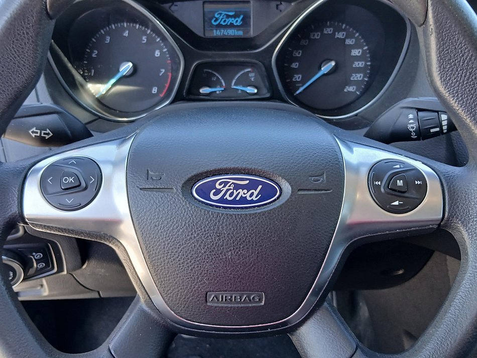 Ford Focus 1.6i 