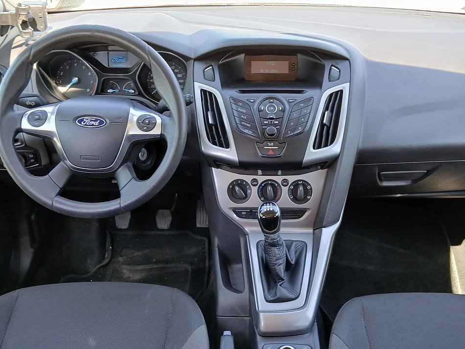 Ford Focus 1.6i 