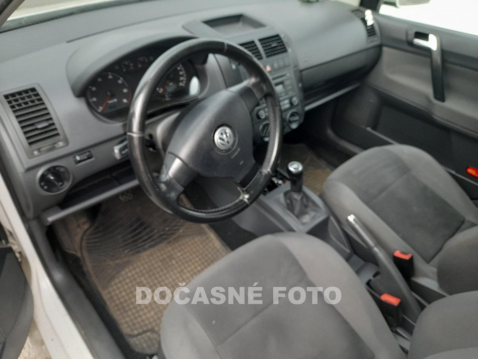 Volkswagen Polo 1.4 i 