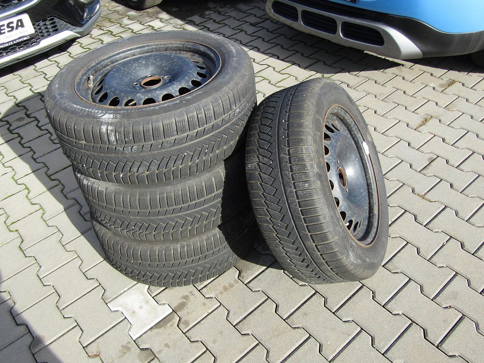 Ford Kuga 1.5 EB Titanium