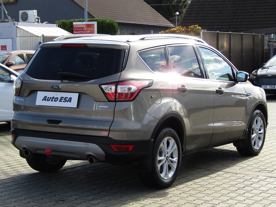 Ford Kuga 1.5 EB Titanium