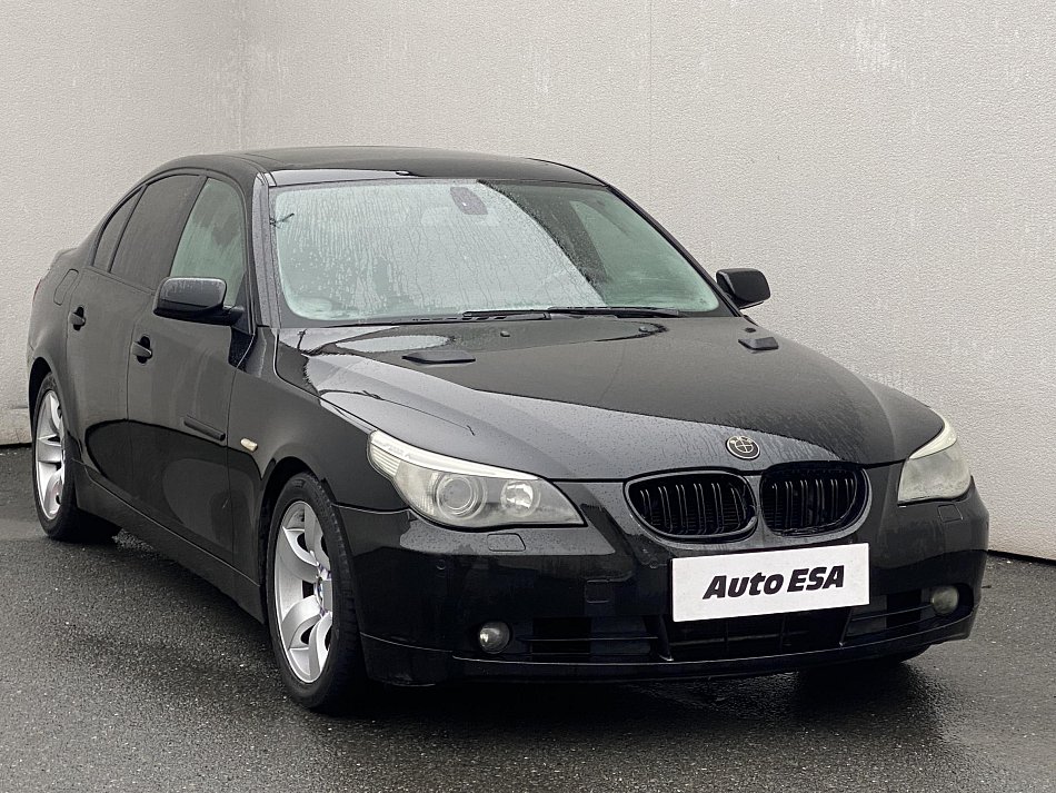 BMW Řada 5 2.2i  520i