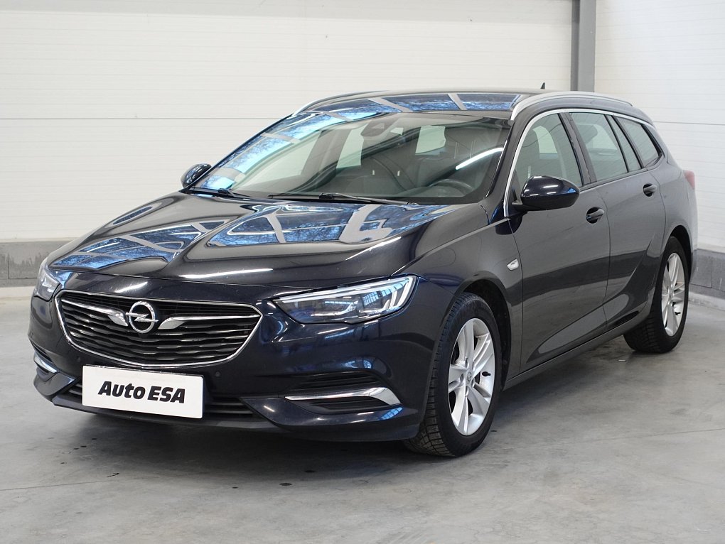 Opel Insignia 1.6CDTi 