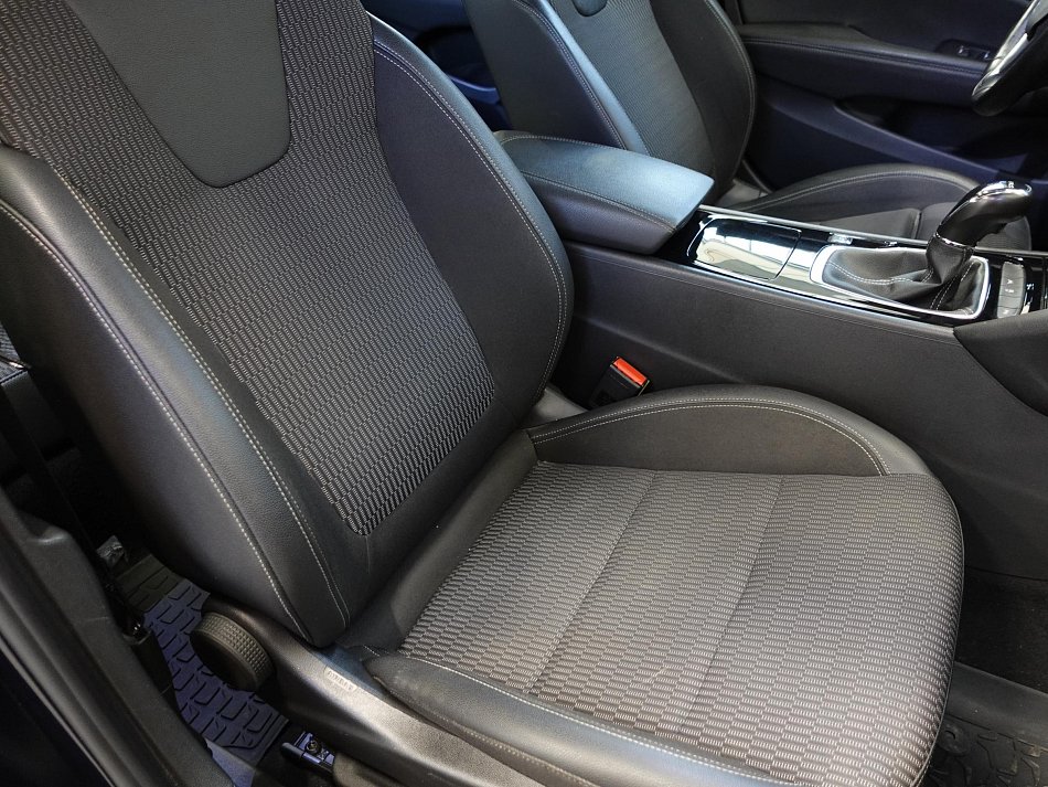 Opel Insignia 1.6CDTi 