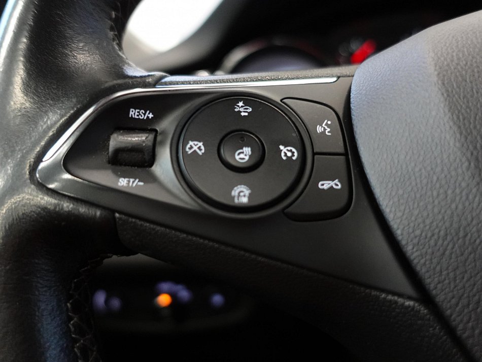 Opel Insignia 1.6CDTi 