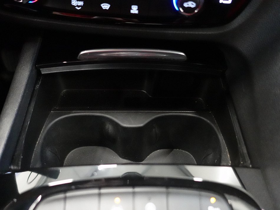 Opel Insignia 1.6CDTi 