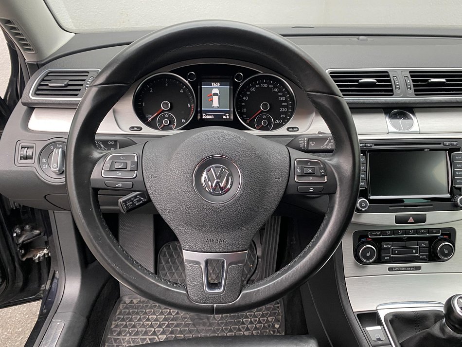 Volkswagen Passat 2.0 TDi Highline