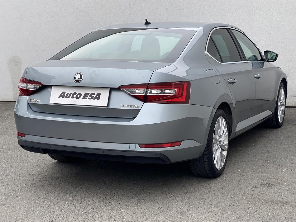 Škoda Superb III 1.4 TSi Style