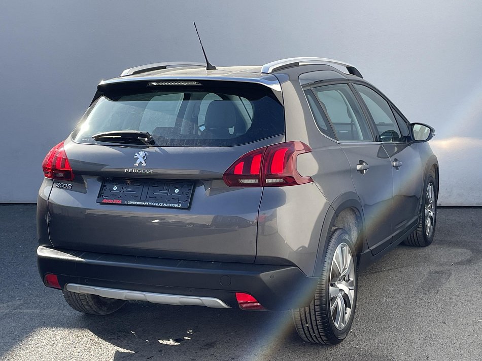 Peugeot 2008 1.2PT Allure