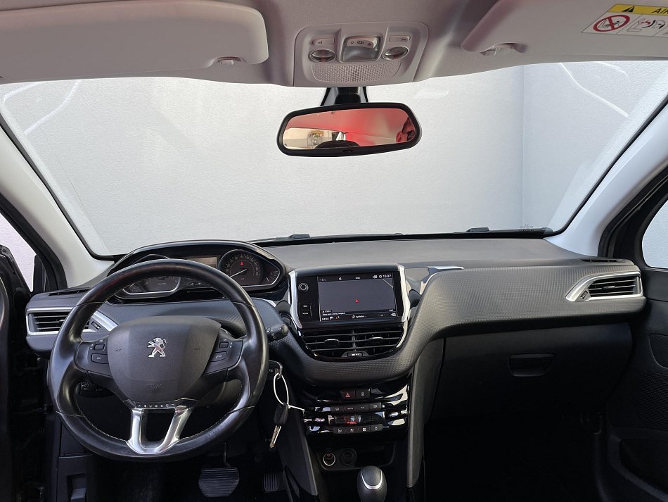 Peugeot 2008 1.2PT Allure