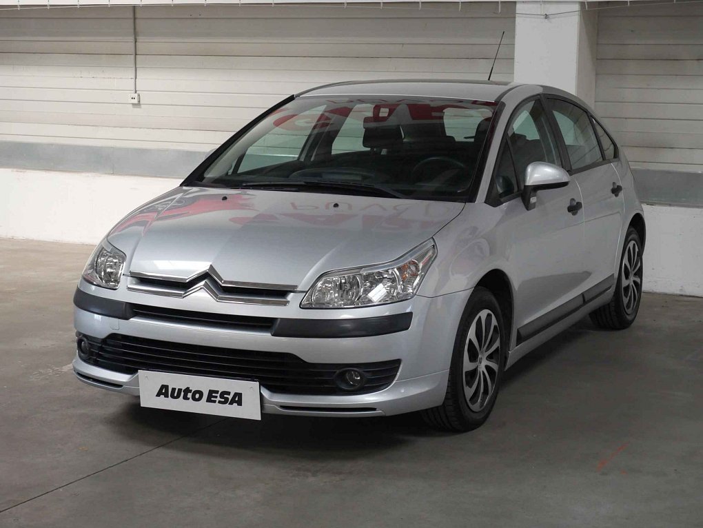 Citroën C4 1.4i 