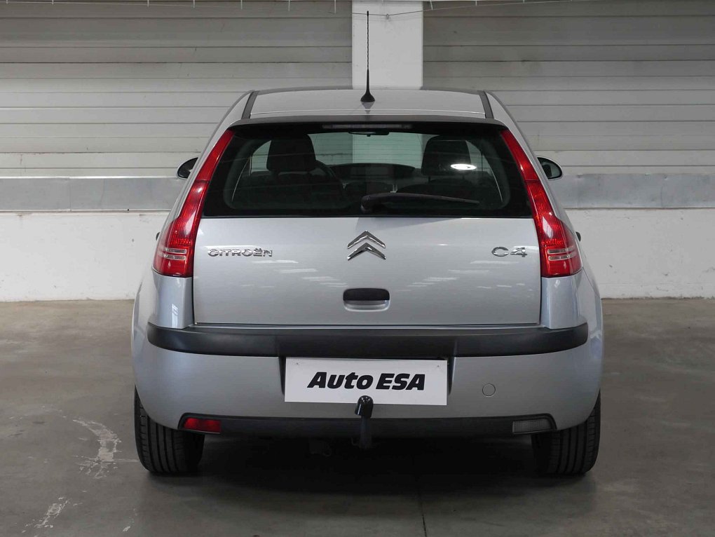 Citroën C4 1.4i 