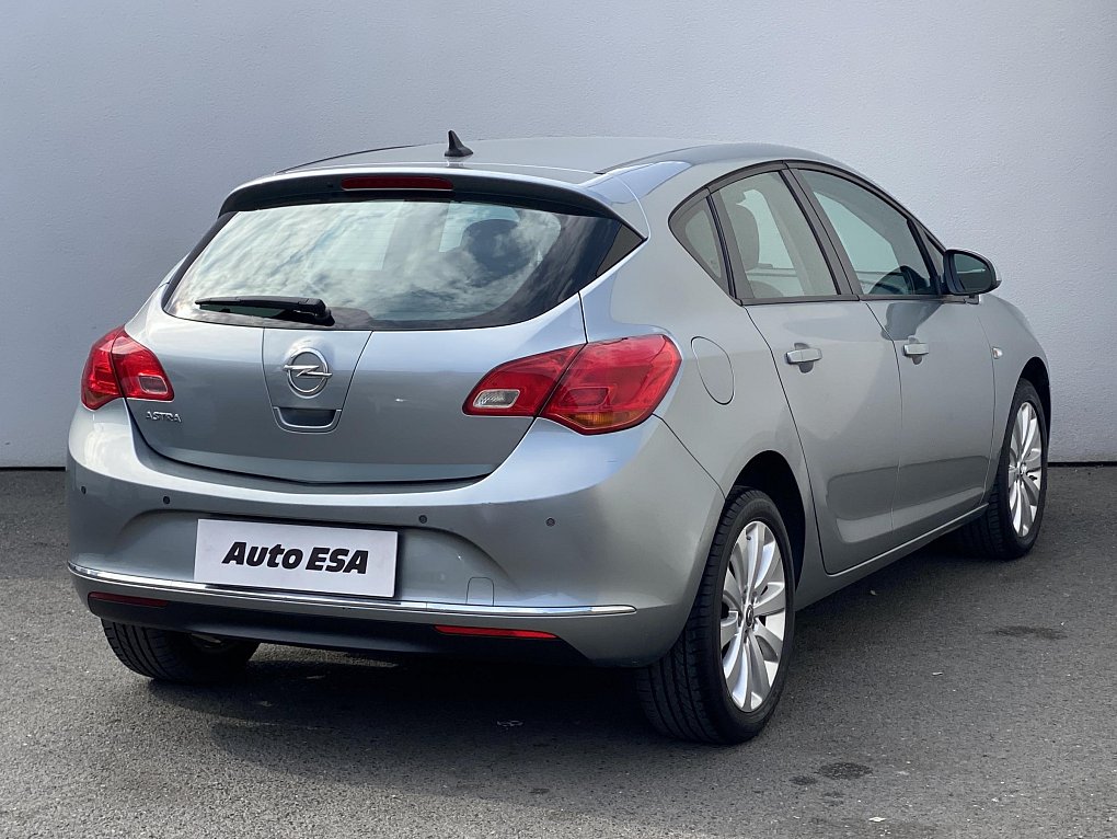 Opel Astra 1.4i 