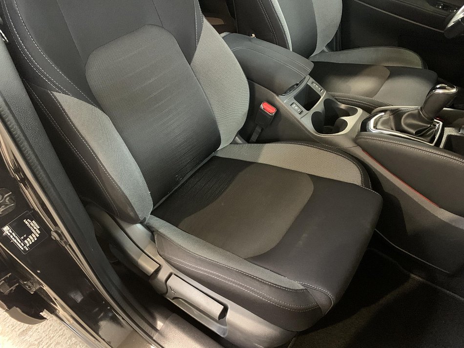 Nissan Qashqai 1.2 DIG-T N-Connecta