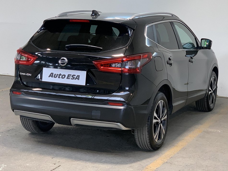 Nissan Qashqai 1.2 DIG-T N-Connecta