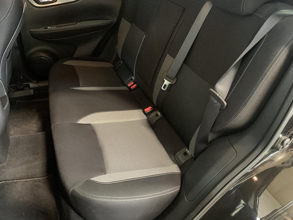 Nissan Qashqai 1.2 DIG-T N-Connecta