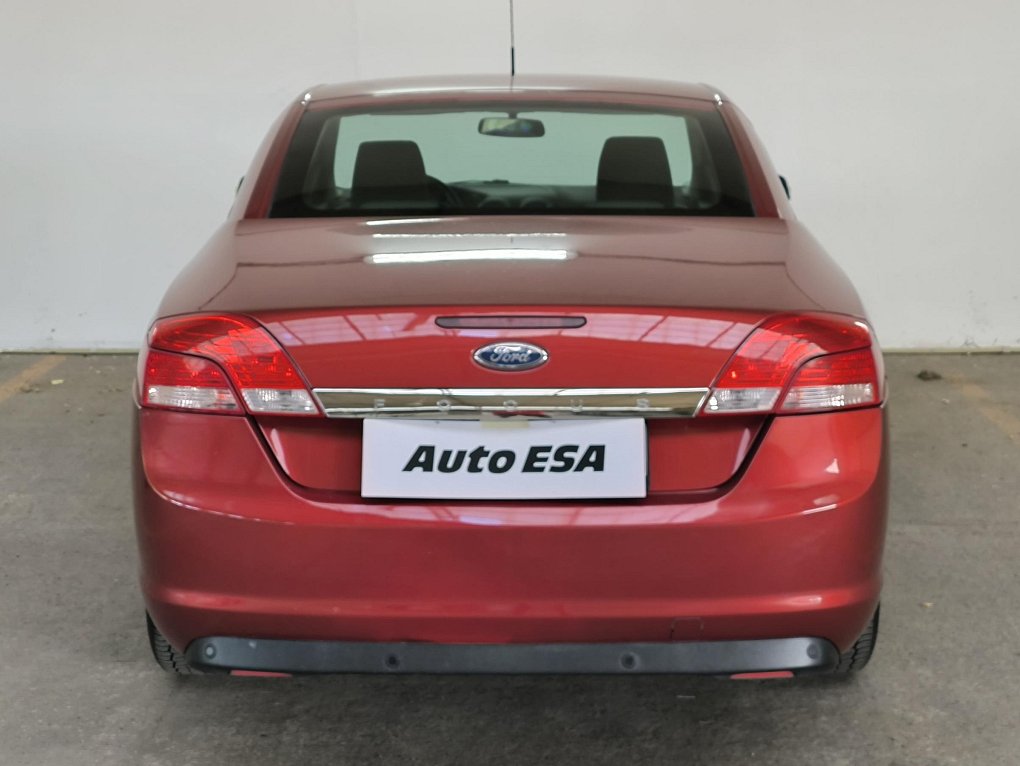 Ford Focus 2.0i 