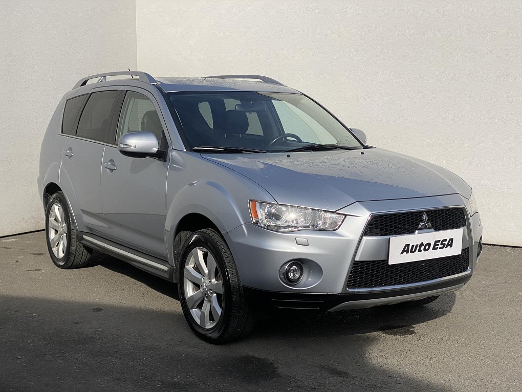 Mitsubishi Outlander 2.2 DI-D Intense 4WD