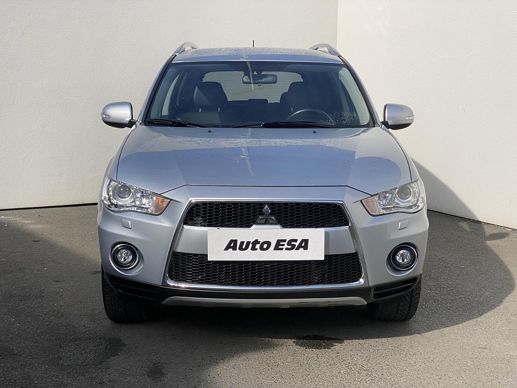 Mitsubishi Outlander 2.2 DI-D Intense 4WD