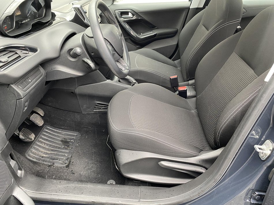 Peugeot 208 1.2PT Active