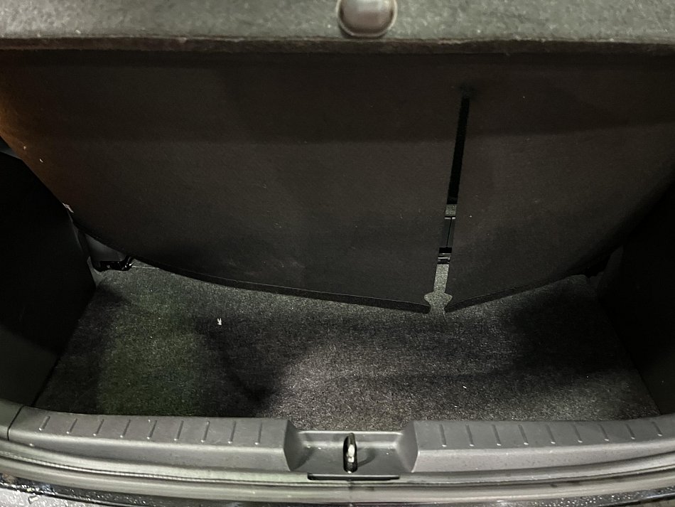 Daihatsu Charade 1.3 VVT-i 