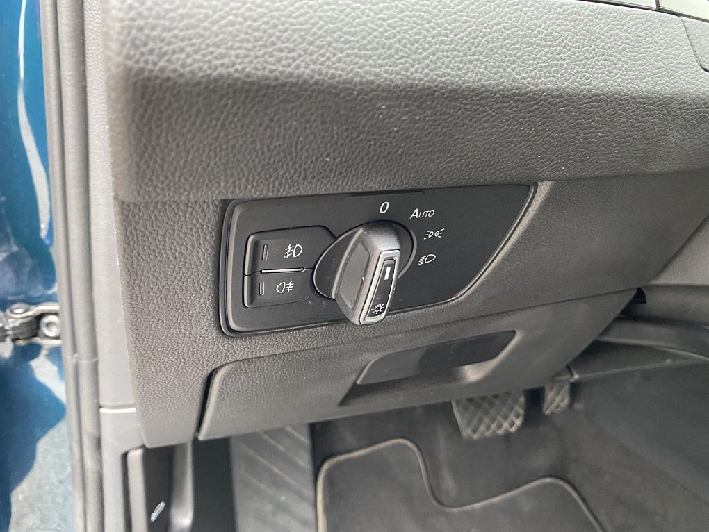 Volkswagen Passat 2.0 TDi Elegance