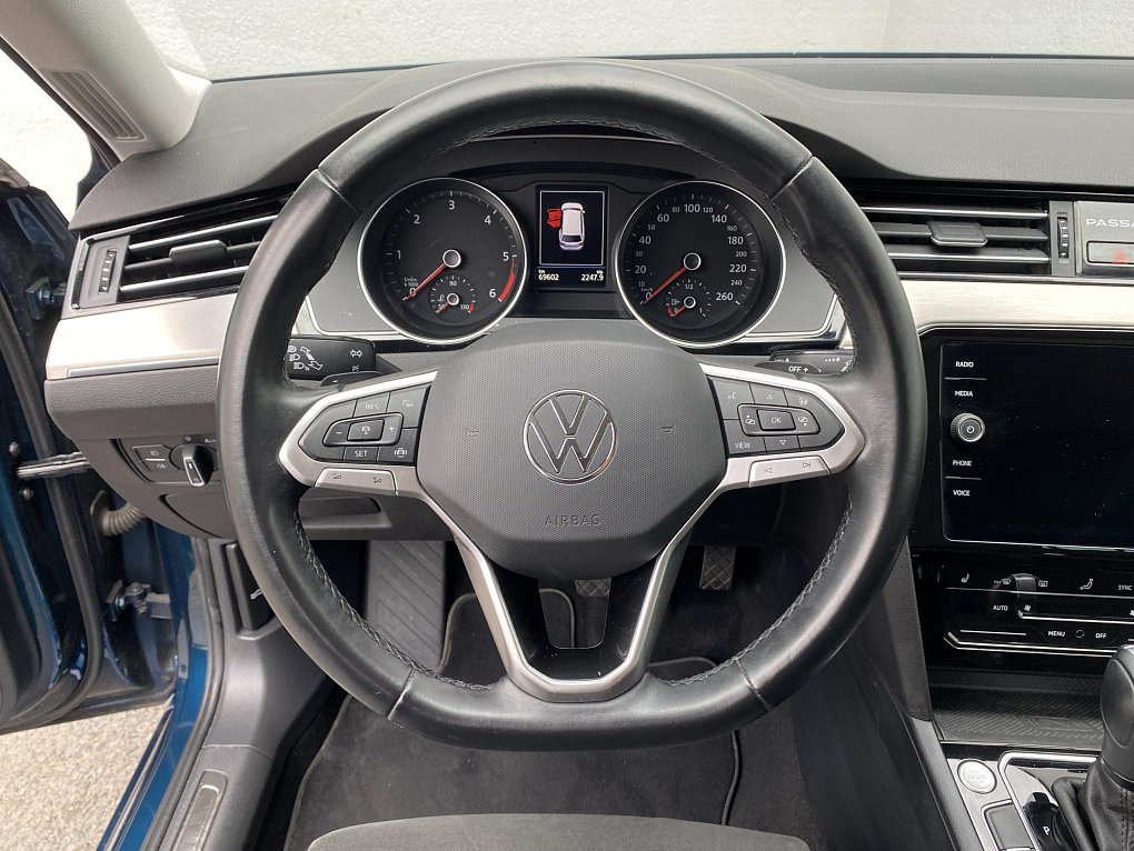 Volkswagen Passat 2.0 TDi Elegance