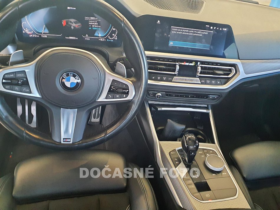 BMW Řada 3 2.0i  330E