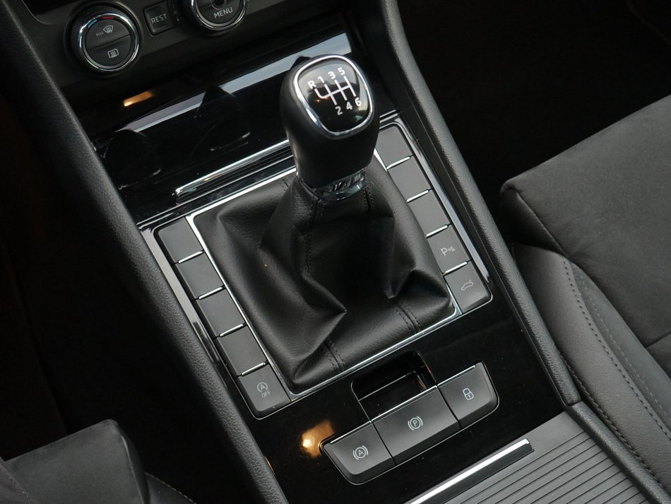 Škoda Superb III 2.0TDi Style