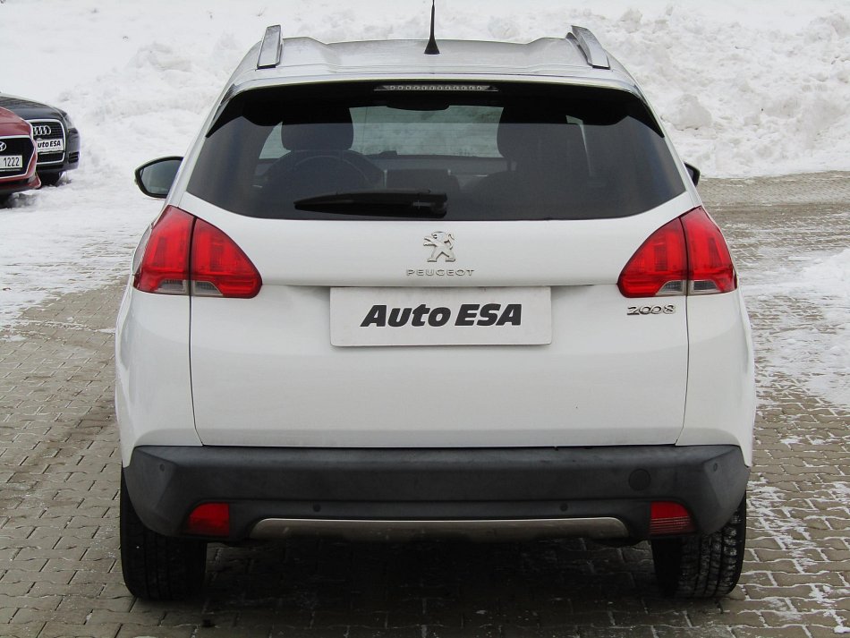 Peugeot 2008 1.6 i 