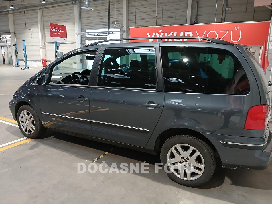 Volkswagen Sharan 2.0 TDi 