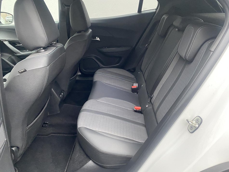 Peugeot 2008 1.2PT Allure