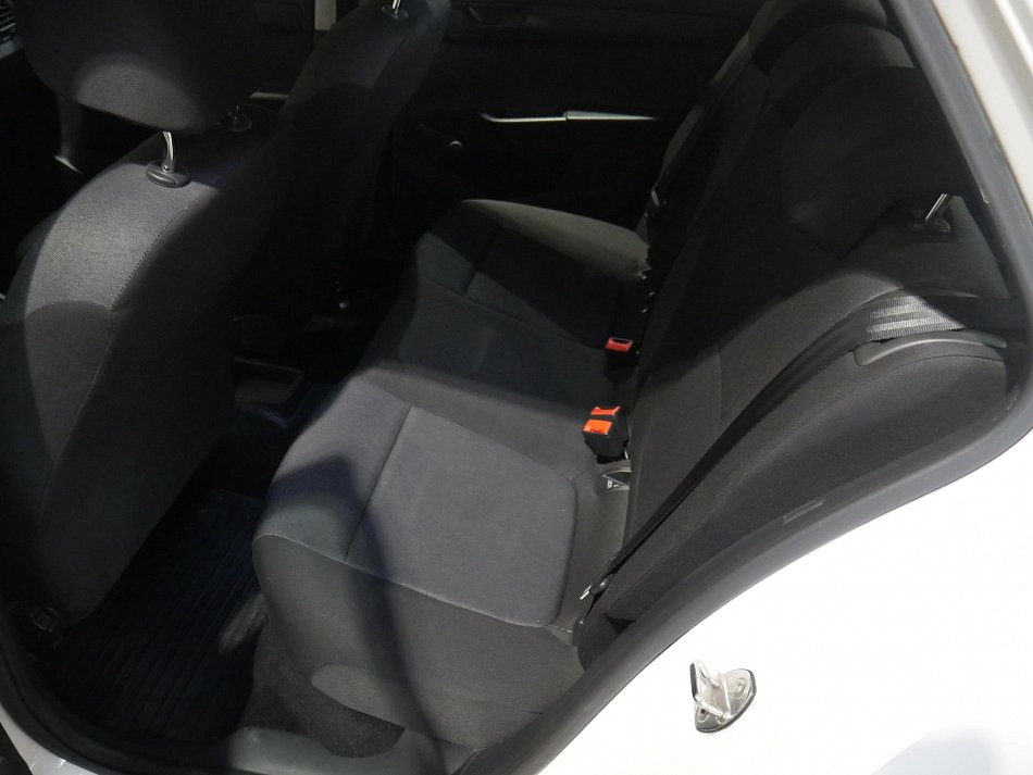 Škoda Fabia III 1.0i 