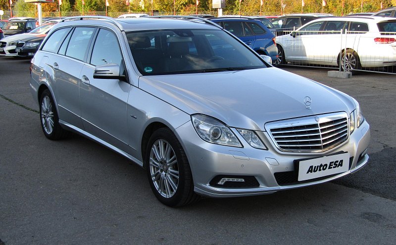 Mercedes-Benz Třída E 2.2CDi  E250