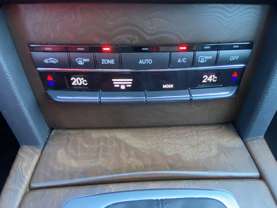 Mercedes-Benz Třída E 2.2CDi  E250