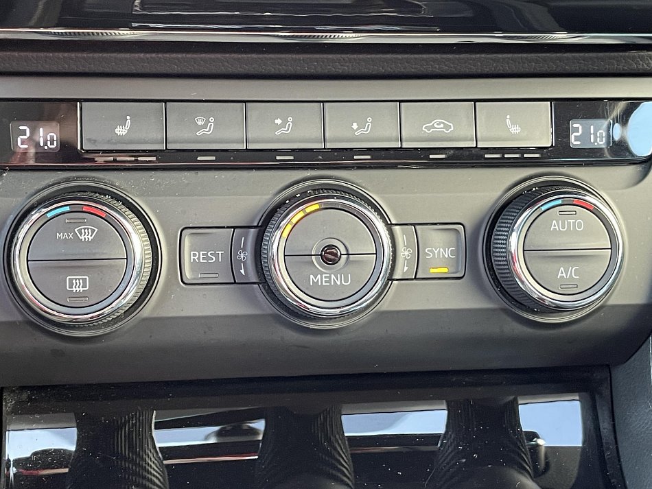 Škoda Superb III 1.4 TSi Style