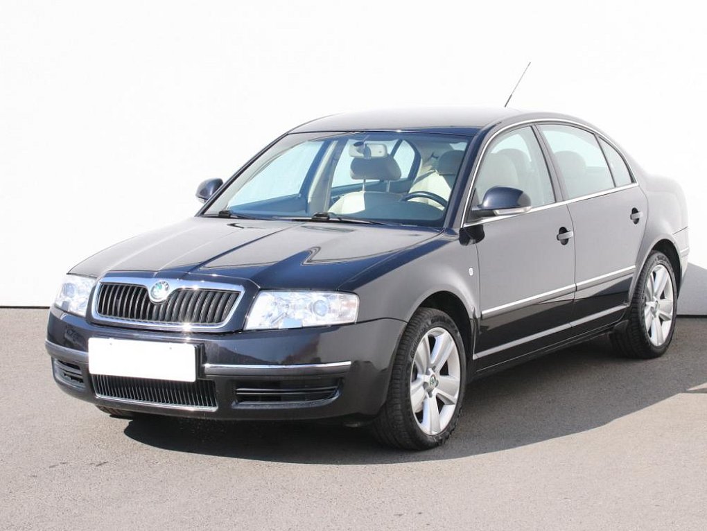 Škoda Superb 1.8i 