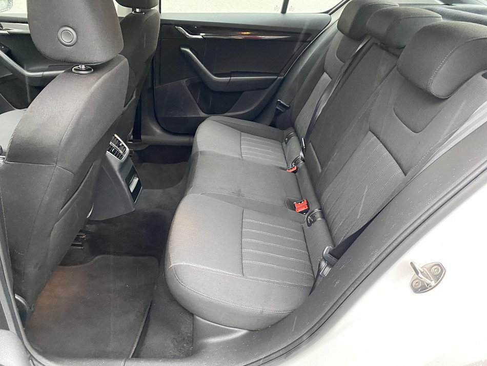 Škoda Octavia III 2.0 TDi Style