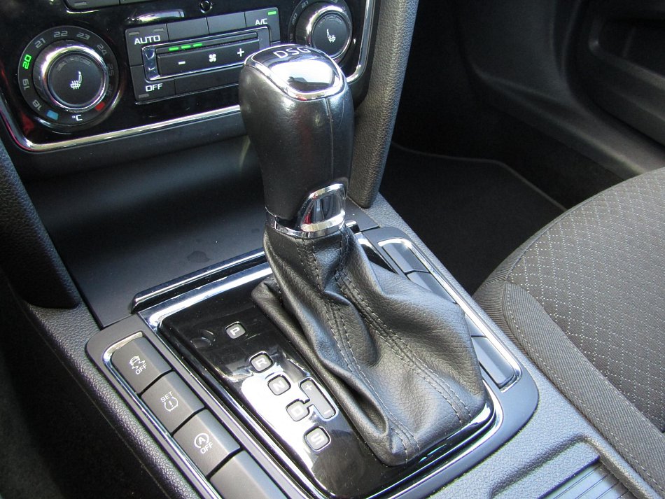 Škoda Superb II 2.0 TDi Ambition