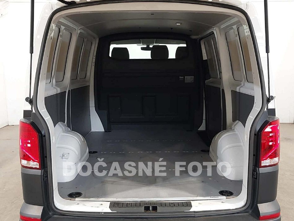 Volkswagen Transporter 2.0TDi  T6.1